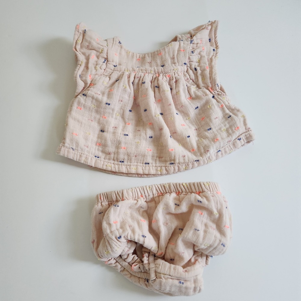 Baby Gap 2 Piece Outfit Top‎ Bloomers Set 3-6 Months